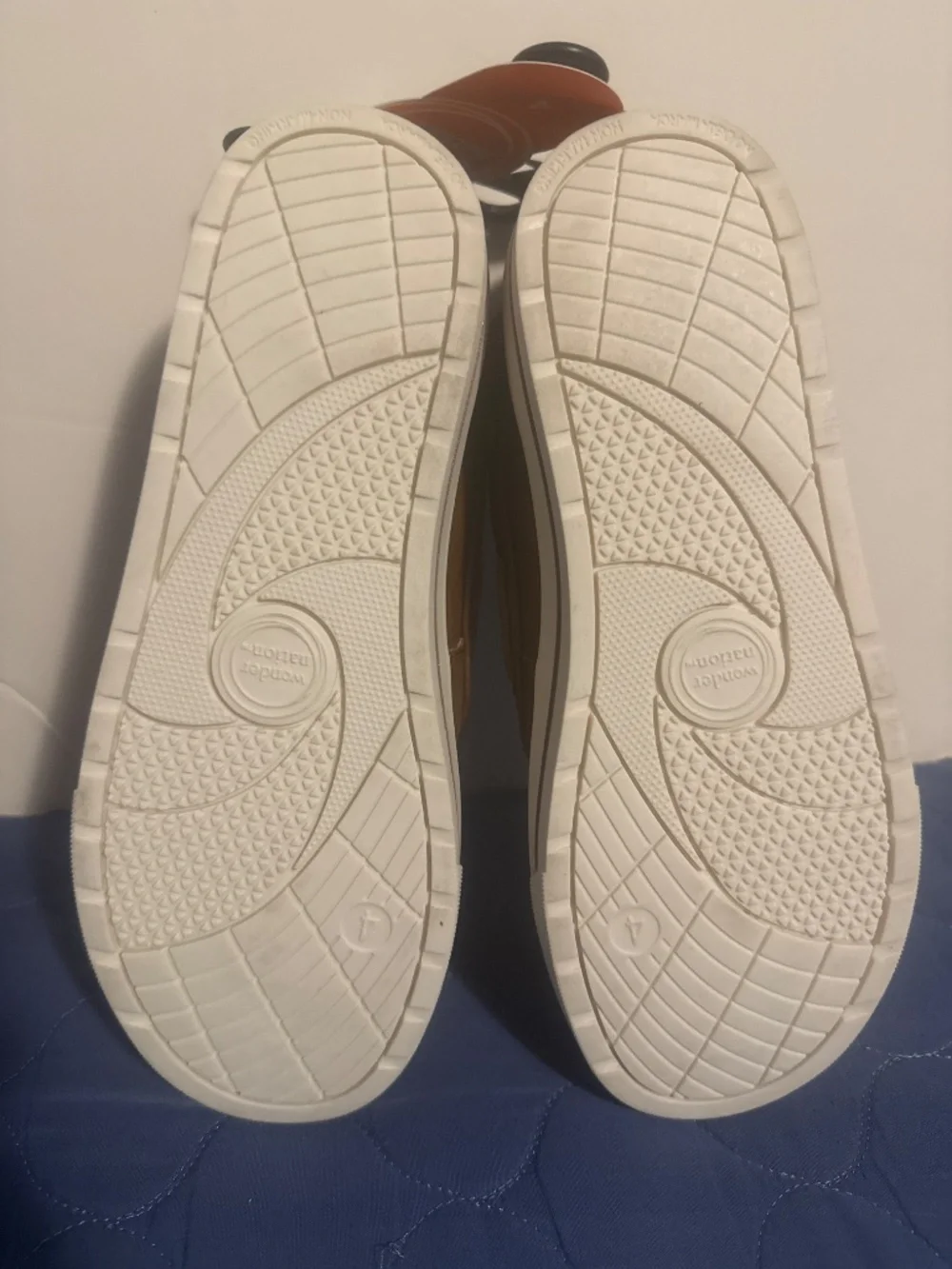 N/A classic tan
